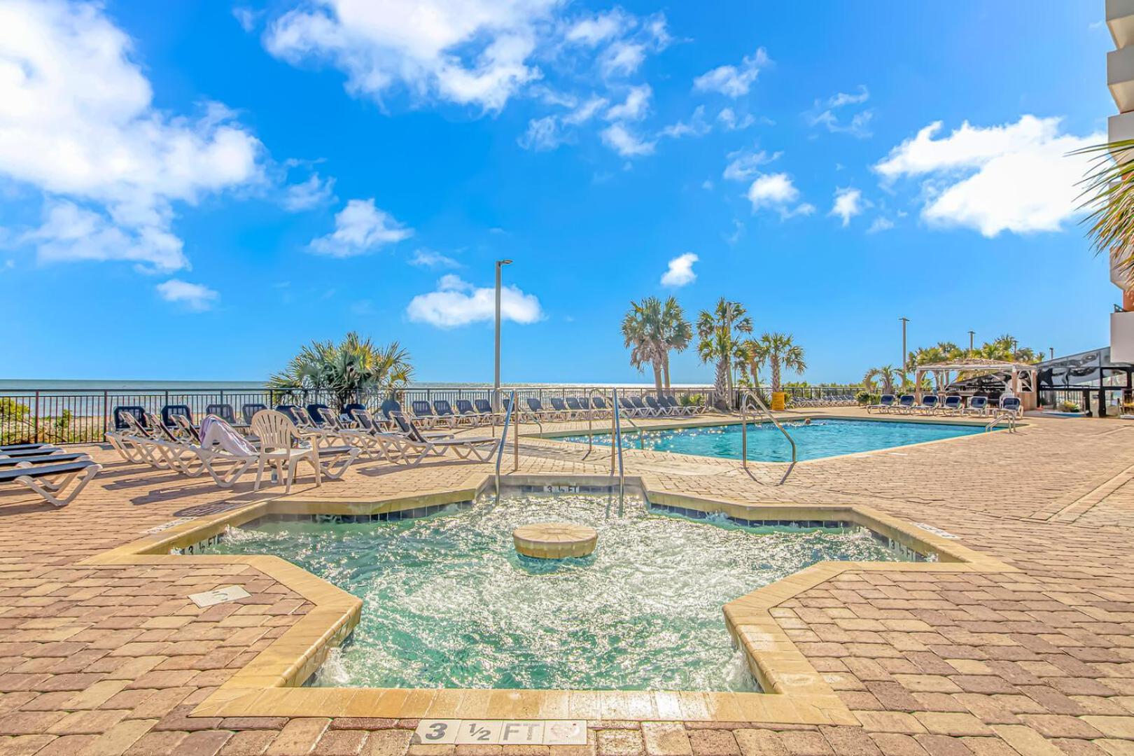 מירטל ביץ' Oceanview 1 Bedroom Suite Landmark Resort 548 Perfect For A Couple Or Party Of 4 מראה חיצוני תמונה